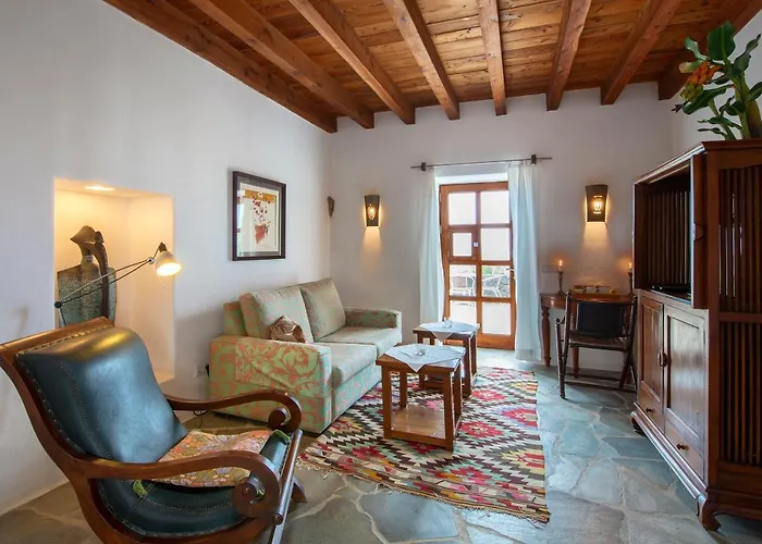 El Inti Bed & Breakfast 4*