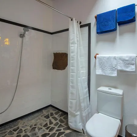 El Inti Bed & Breakfast 4*